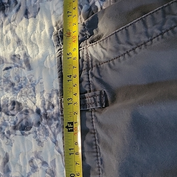 Urban Pipeline Gray Cargo Shorts size 18 Husky Boys 👦 - Picture 7 of 11